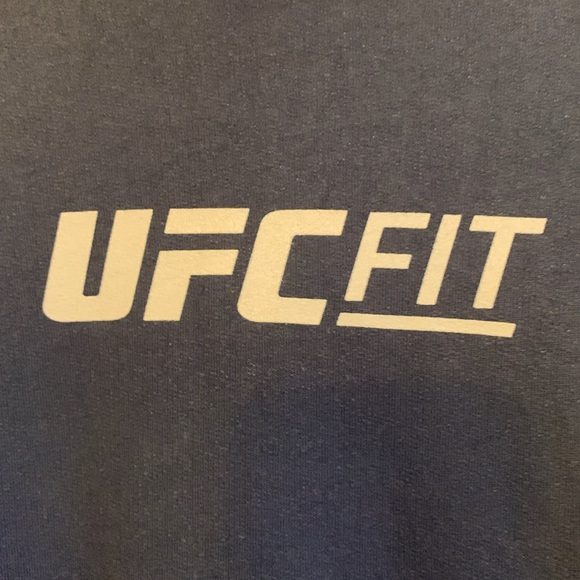 UFC GYM MENS HOODIE COLOR NAVY BLUE SIZE SMALL NWT - Picture 2 of 7